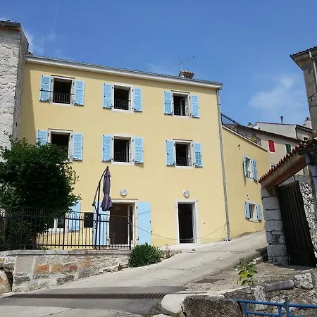 Antica Apartment